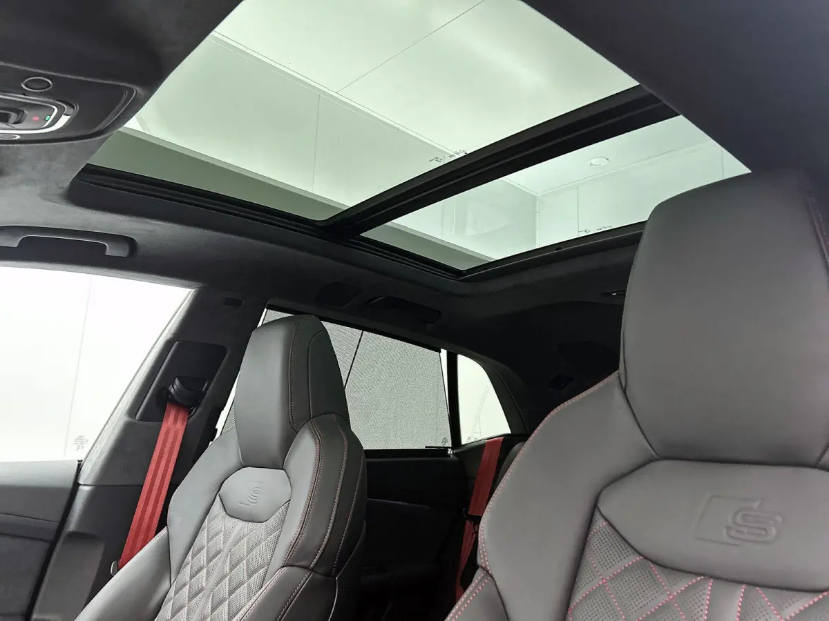 60 TFSI e quattro Pro Line S Competition 490 PK | S-line | 360 Camera | Panoramadak | Vierwielbesturing | Bang & Olufsen Advanced 3D | Climate Control | Navigatie | Trekhaak | Stoelverwarmin