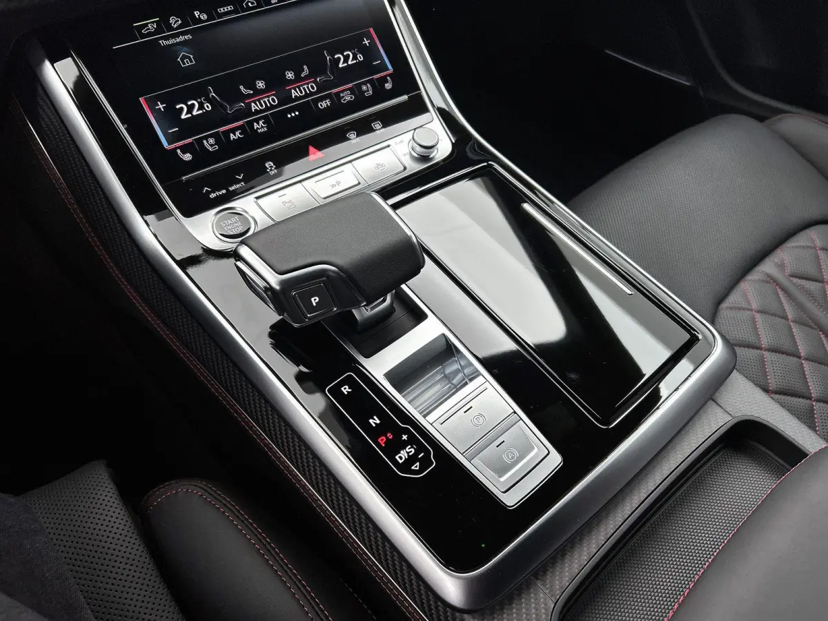 60 TFSI e quattro Pro Line S Competition 490 PK | S-line | 360 Camera | Panoramadak | Vierwielbesturing | Bang & Olufsen Advanced 3D | Climate Control | Navigatie | Trekhaak | Stoelverwarmin