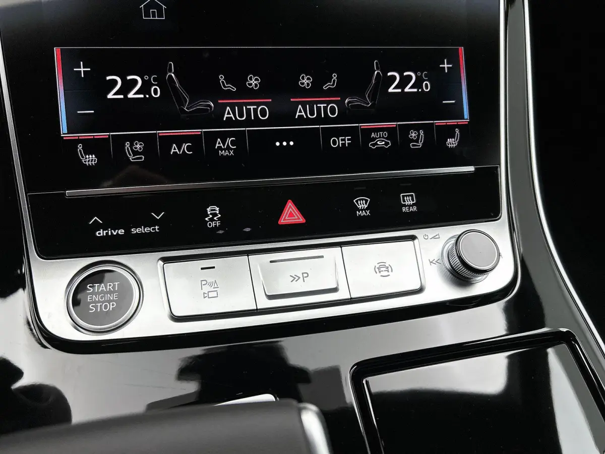 60 TFSI e quattro Pro Line S Competition 490 PK | S-line | 360 Camera | Panoramadak | Vierwielbesturing | Bang & Olufsen Advanced 3D | Climate Control | Navigatie | Trekhaak | Stoelverwarmin