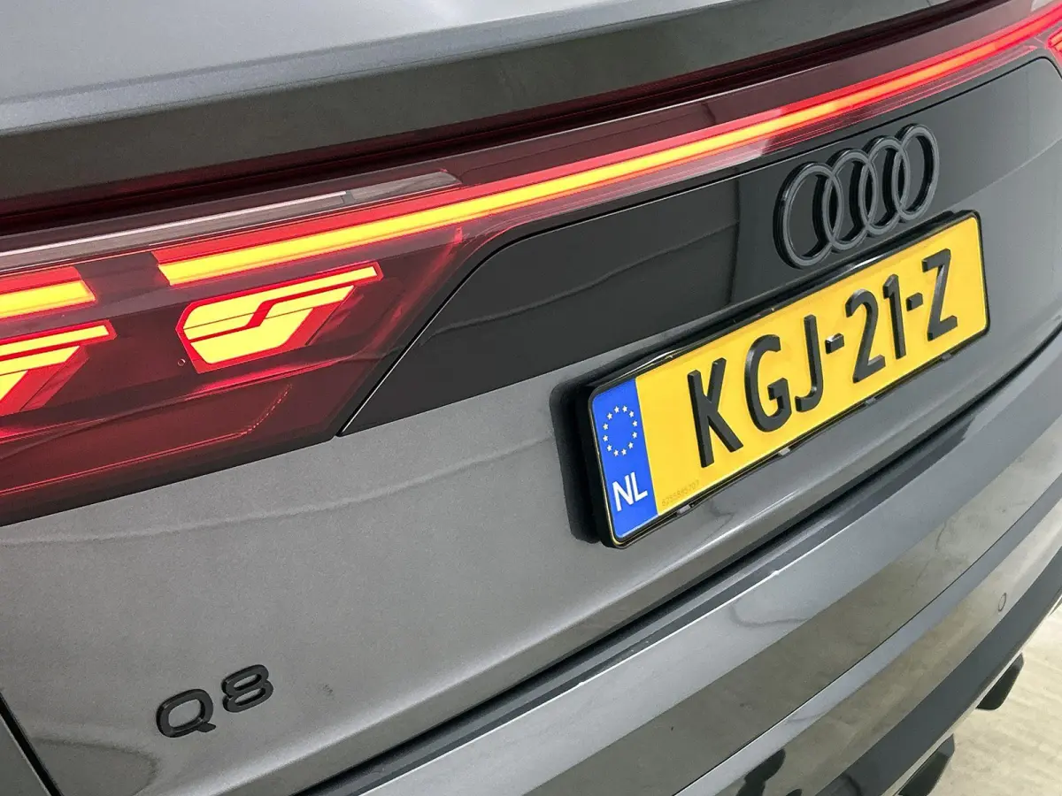 60 TFSI e quattro Pro Line S Competition 490 PK | S-line | 360 Camera | Panoramadak | Vierwielbesturing | Bang & Olufsen Advanced 3D | Climate Control | Navigatie | Trekhaak | Stoelverwarmin