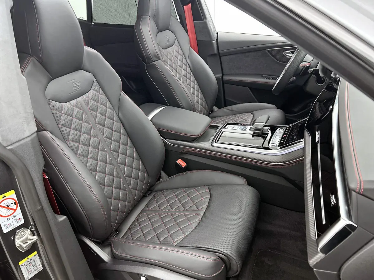 60 TFSI e quattro Pro Line S Competition 490 PK | S-line | 360 Camera | Panoramadak | Vierwielbesturing | Bang & Olufsen Advanced 3D | Climate Control | Navigatie | Trekhaak | Stoelverwarmin