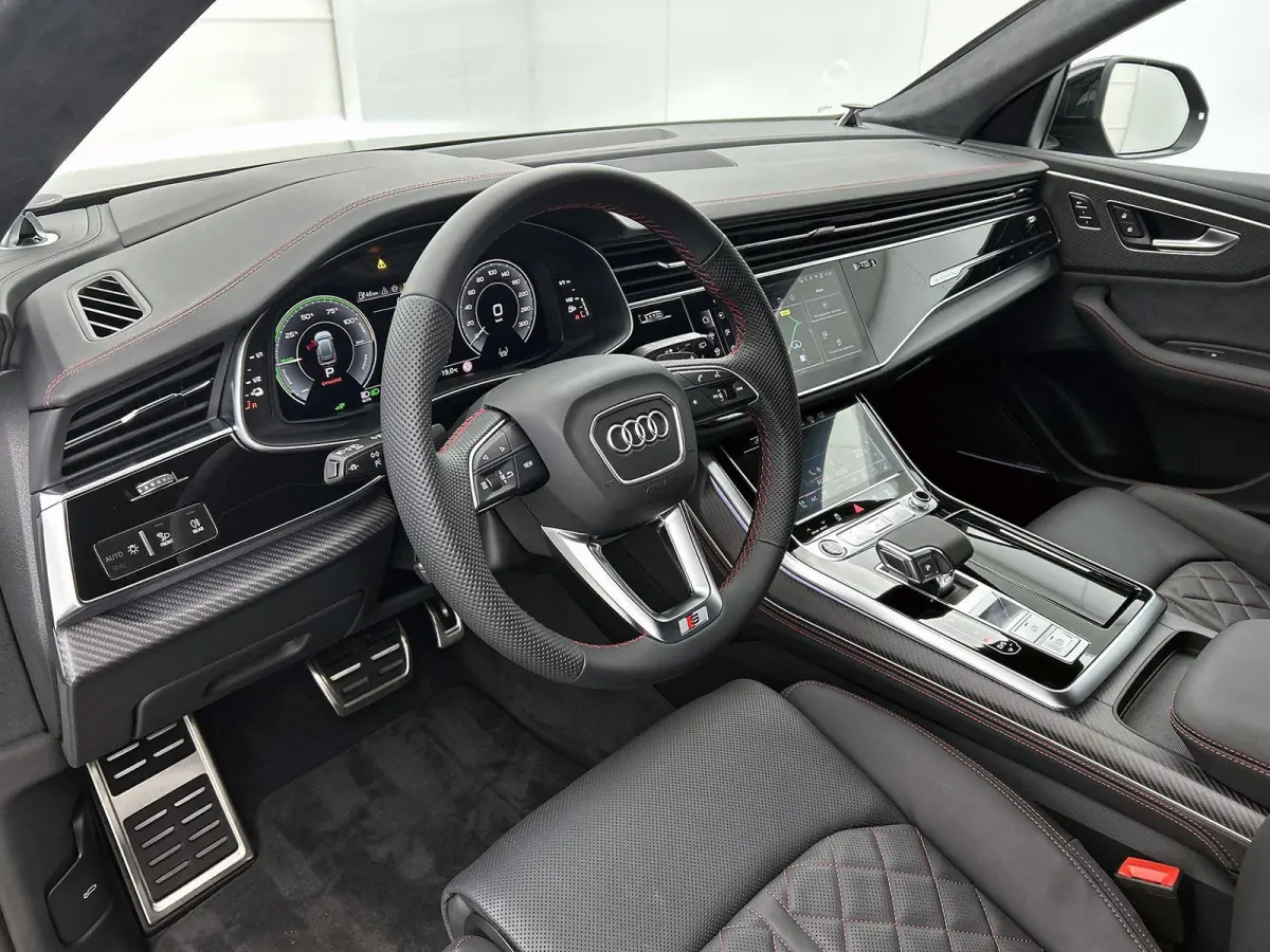 60 TFSI e quattro Pro Line S Competition 490 PK | S-line | 360 Camera | Panoramadak | Vierwielbesturing | Bang & Olufsen Advanced 3D | Climate Control | Navigatie | Trekhaak | Stoelverwarmin
