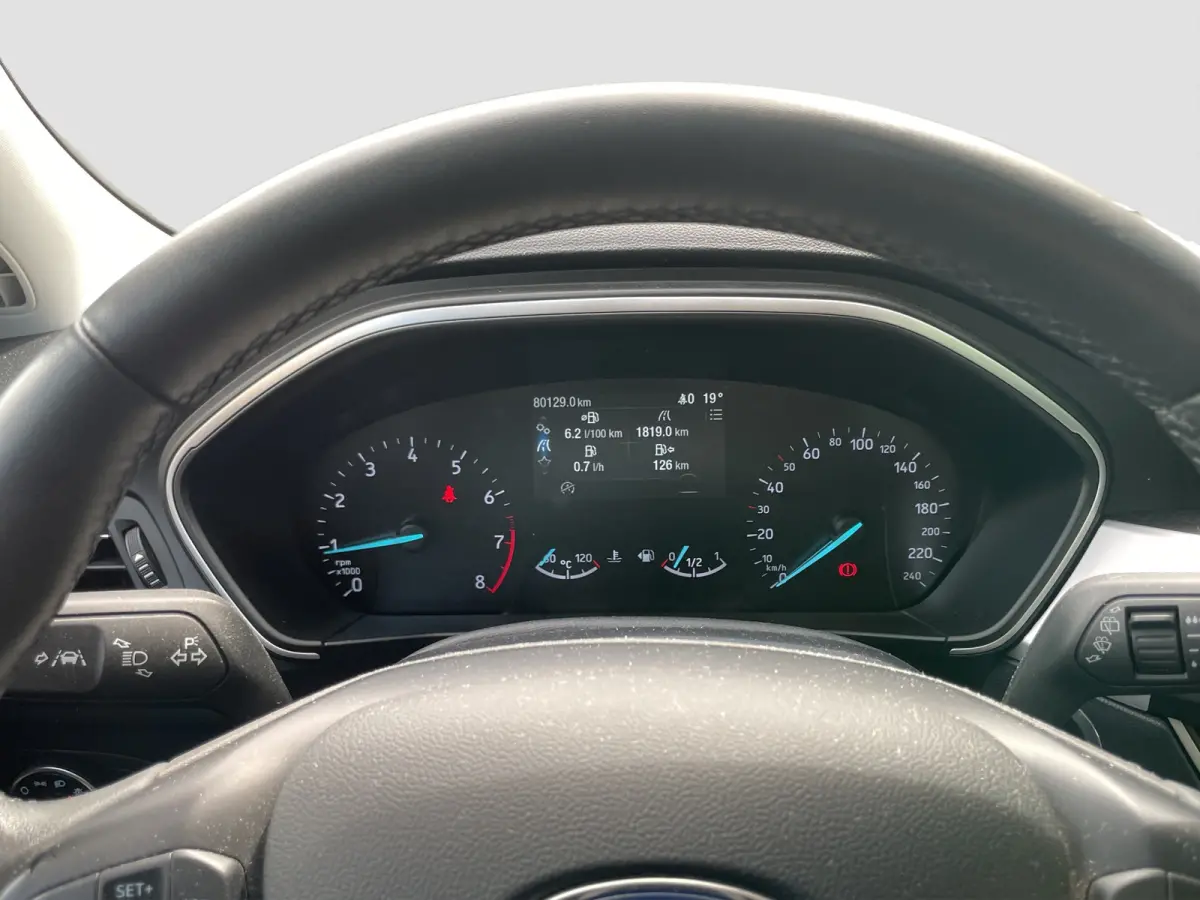 1.0 Trend | Climate Control | Apple Carplay | 17 inch | Cruise Control | Navigatie |