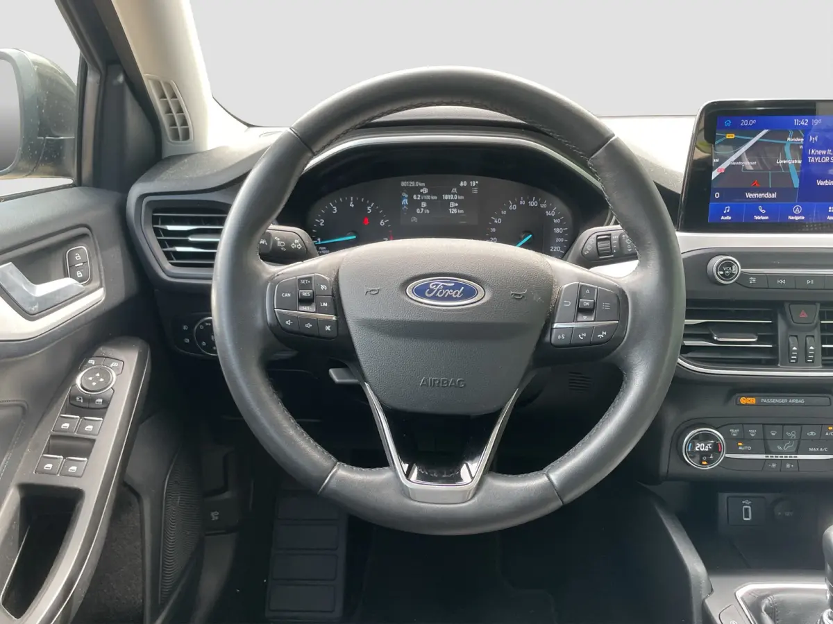 1.0 Trend | Climate Control | Apple Carplay | 17 inch | Cruise Control | Navigatie |