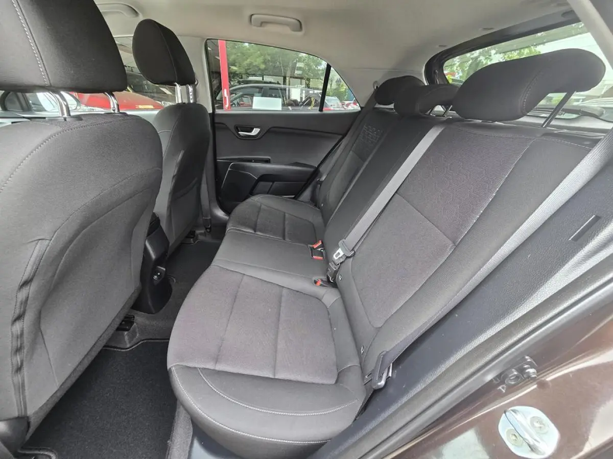 1.0 TGDI DynamicPlusLine Clima|Cruise|Camera|Keyless|Nap!!