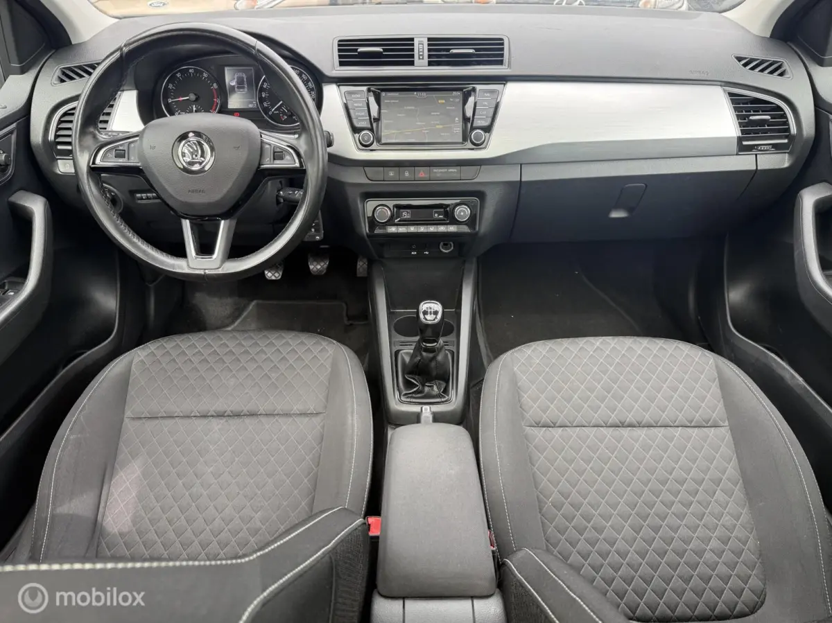 1.0 TSI Drive Panoramadak / Carplay