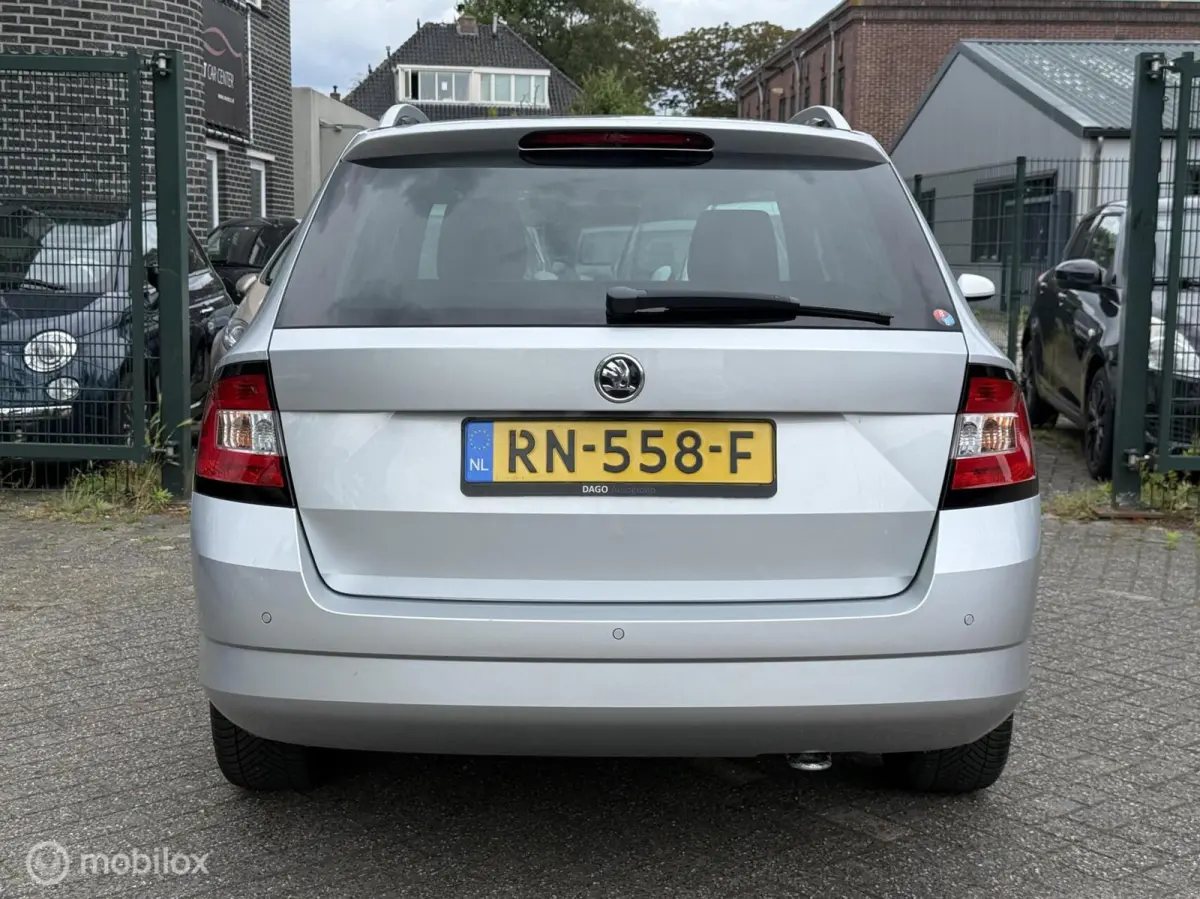 1.0 TSI Drive Panoramadak / Carplay