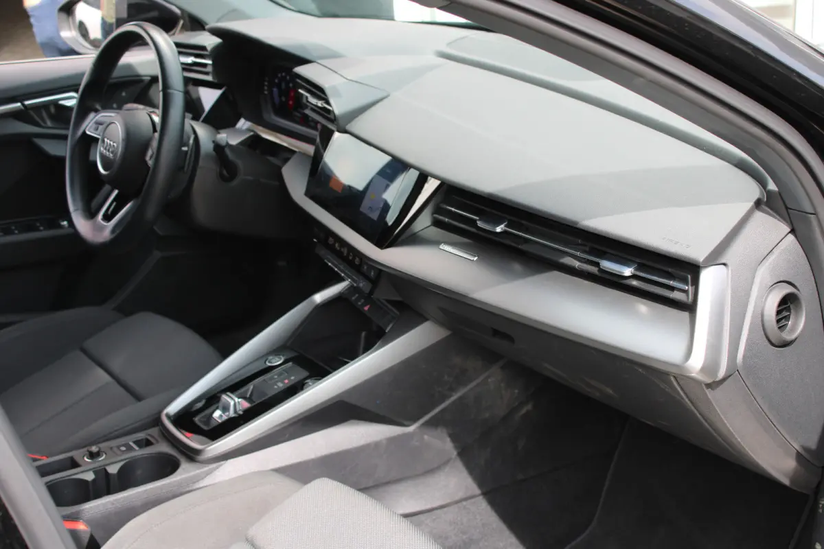30 TFSI Advanced edition