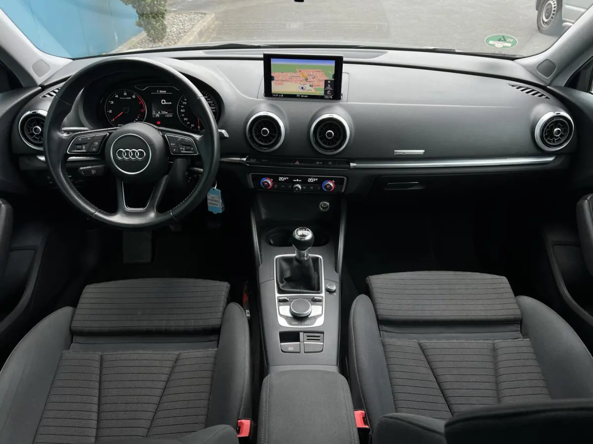 30 TFSI Sport Lease Edition Nieuwstaat!! NAV | CRUISE | LED | ECC | PDC | LMV'"17