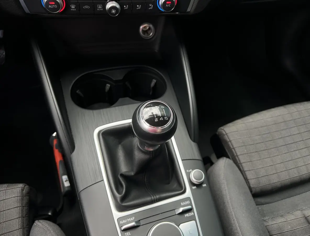 30 TFSI Sport Lease Edition Nieuwstaat!! NAV | CRUISE | LED | ECC | PDC | LMV'"17
