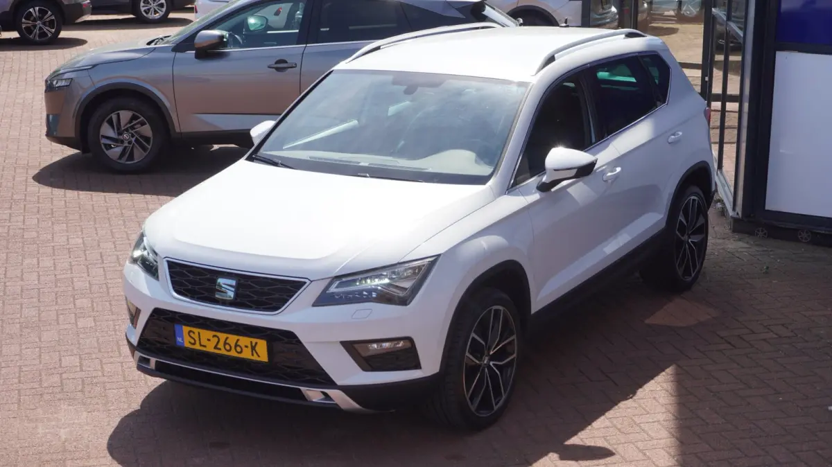 1.4 EcoTSI Xcellence TOP KWALITEIT 150PK+VOL-LEDER+XENON+NAVI+CAMERA+18"LMV = ZOMER AKTIE !