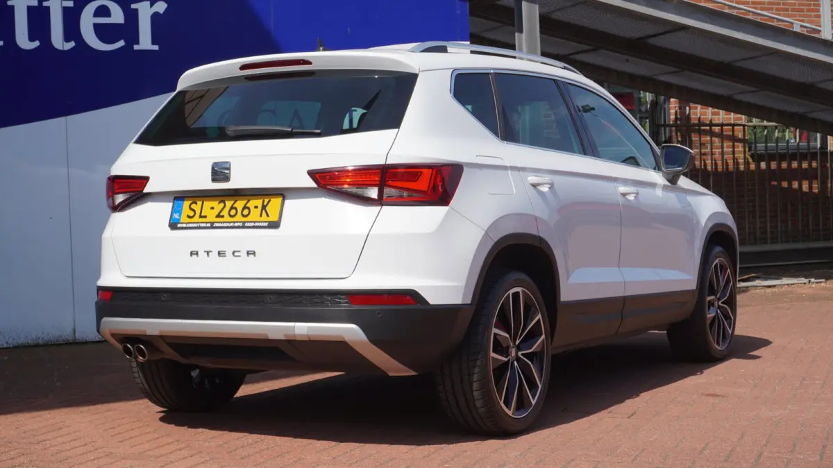 1.4 EcoTSI Xcellence TOP KWALITEIT 150PK+VOL-LEDER+XENON+NAVI+CAMERA+18"LMV = ZOMER AKTIE !