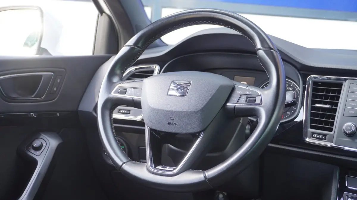 1.4 EcoTSI Xcellence TOP KWALITEIT 150PK+VOL-LEDER+XENON+NAVI+CAMERA+18"LMV = ZOMER AKTIE !