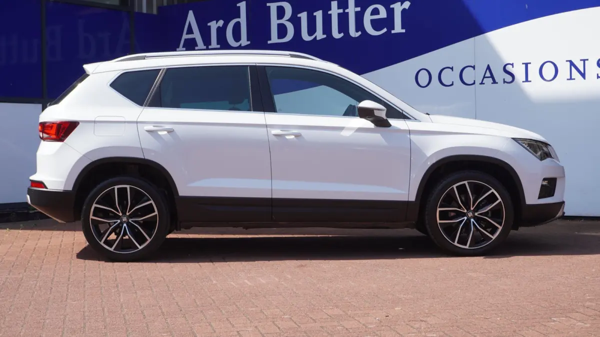 1.4 EcoTSI Xcellence TOP KWALITEIT 150PK+VOL-LEDER+XENON+NAVI+CAMERA+18"LMV = ZOMER AKTIE !