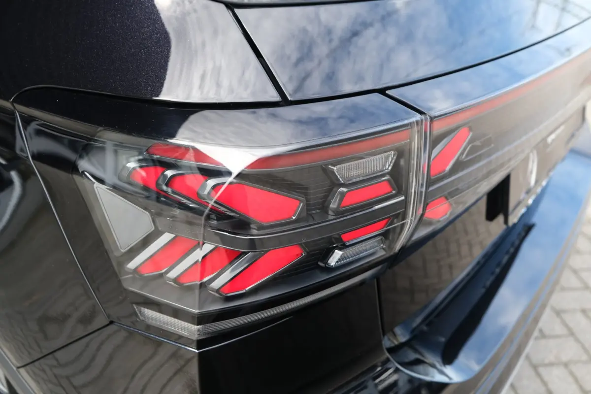 1.0 TSI 2x R-Line DSG Facelift IQ Led Virtual Navi Trekhaak Cam ACC