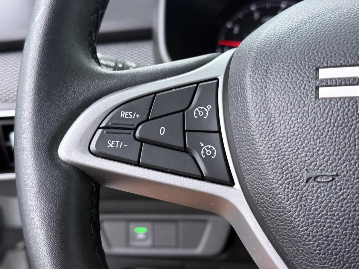ECO-G 100 Expression | Climate Control | Parkeercamera |
