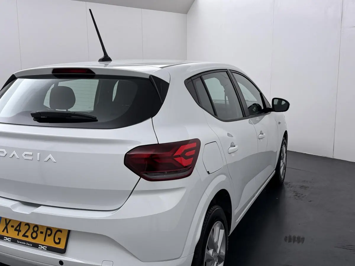 ECO-G 100 Expression | Climate Control | Parkeercamera |
