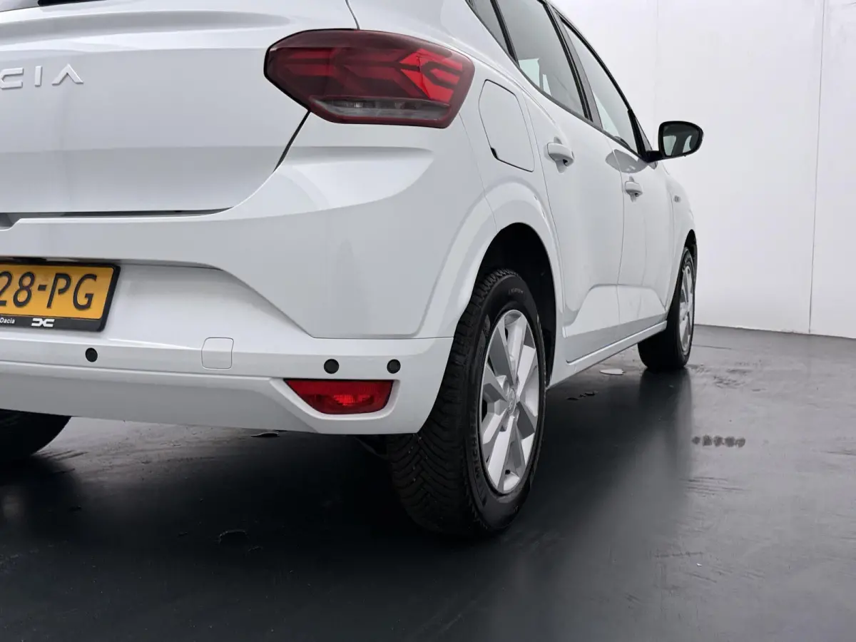 ECO-G 100 Expression | Climate Control | Parkeercamera |