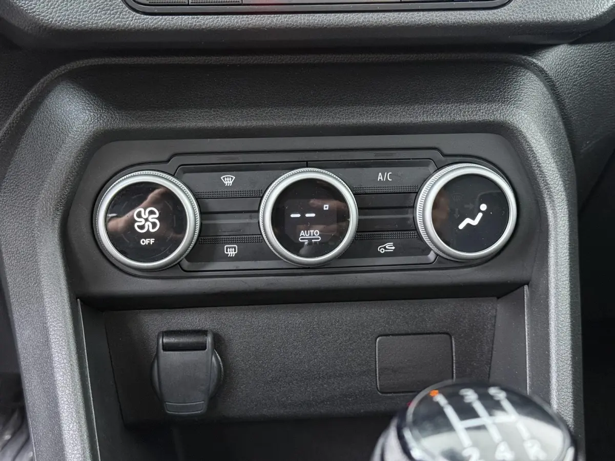ECO-G 100 Expression | Climate Control | Parkeercamera |