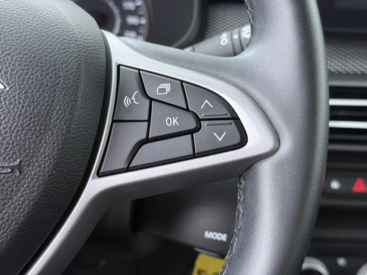 ECO-G 100 Expression | Climate Control | Parkeercamera |