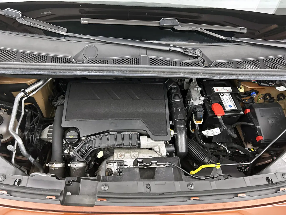 Long 1.2 131PK Automaat GT 7pers. * Distributie vv.bij 95Dkm * / Trekhaak / Airco-ecc. / Pdc+Camera / Navigatie / 2xSchuifdeur / Apk 03-2027