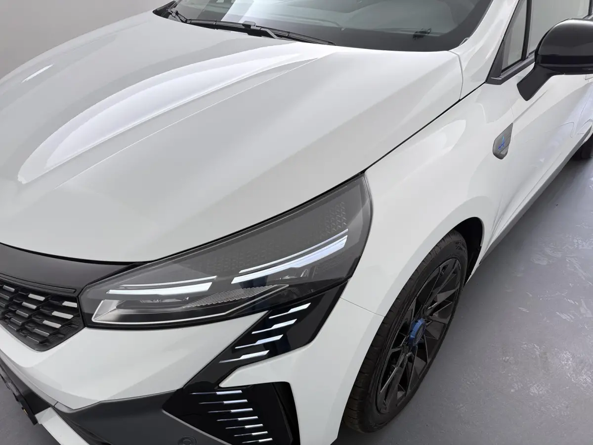 esprit Alpine full hybrid E-Tech 145 | Adapt. Cruise | Parkeercamera | Groot Navi |