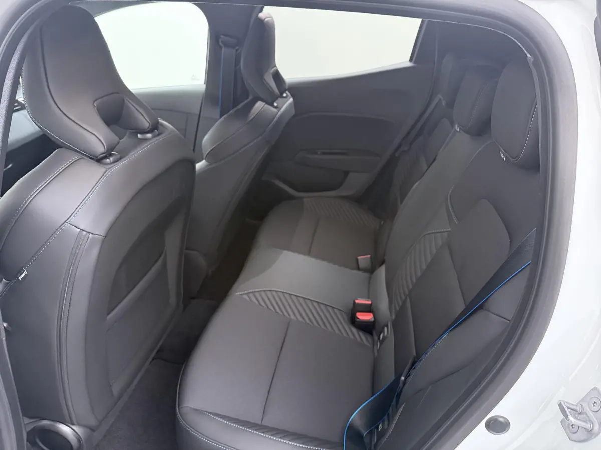 esprit Alpine full hybrid E-Tech 145 | Adapt. Cruise | Parkeercamera | Groot Navi |