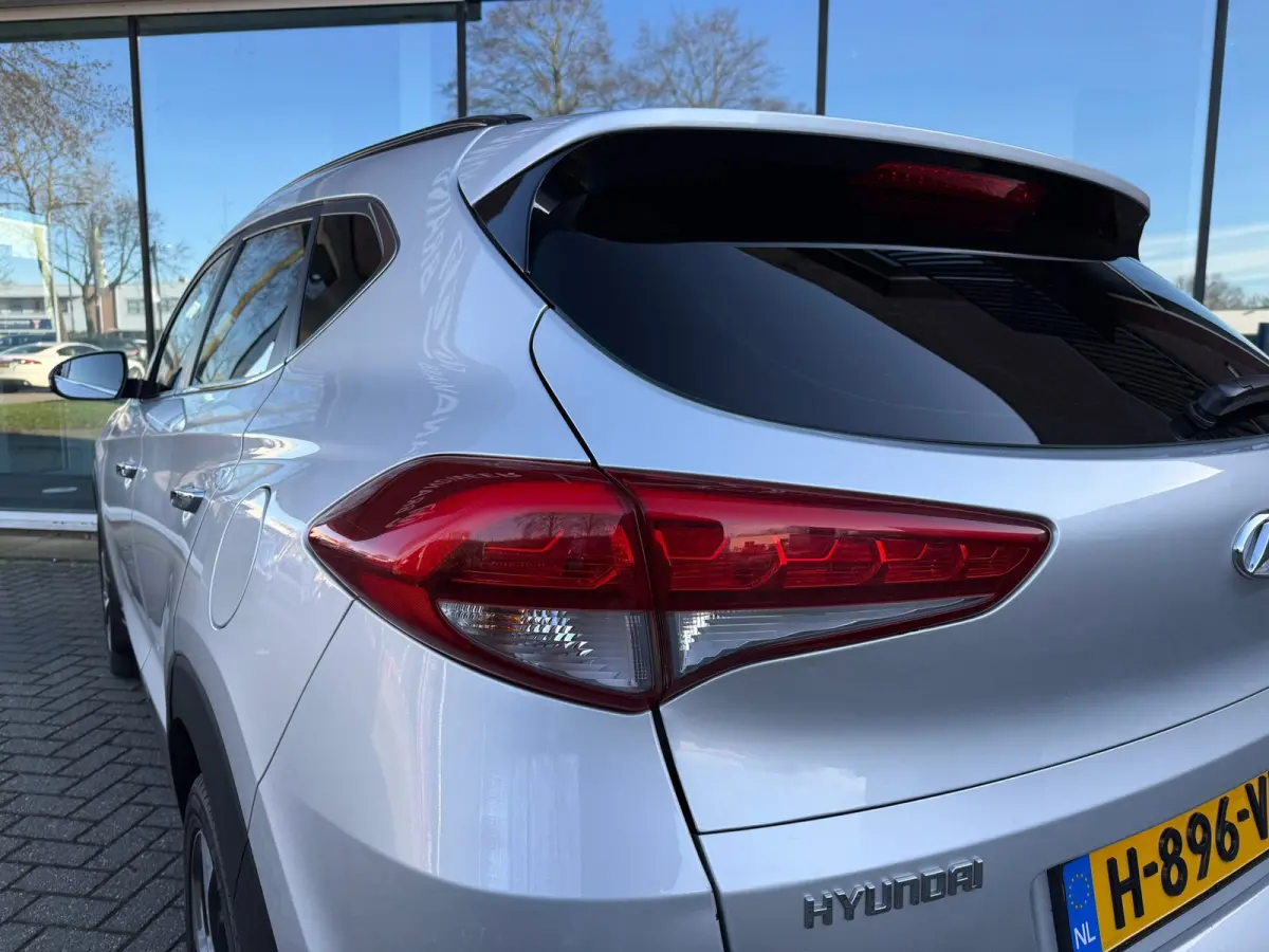 1.6 T-GDi Premium 4WD - Automaat - Pano/schuifdak - Leder - Navi - Winterpakket