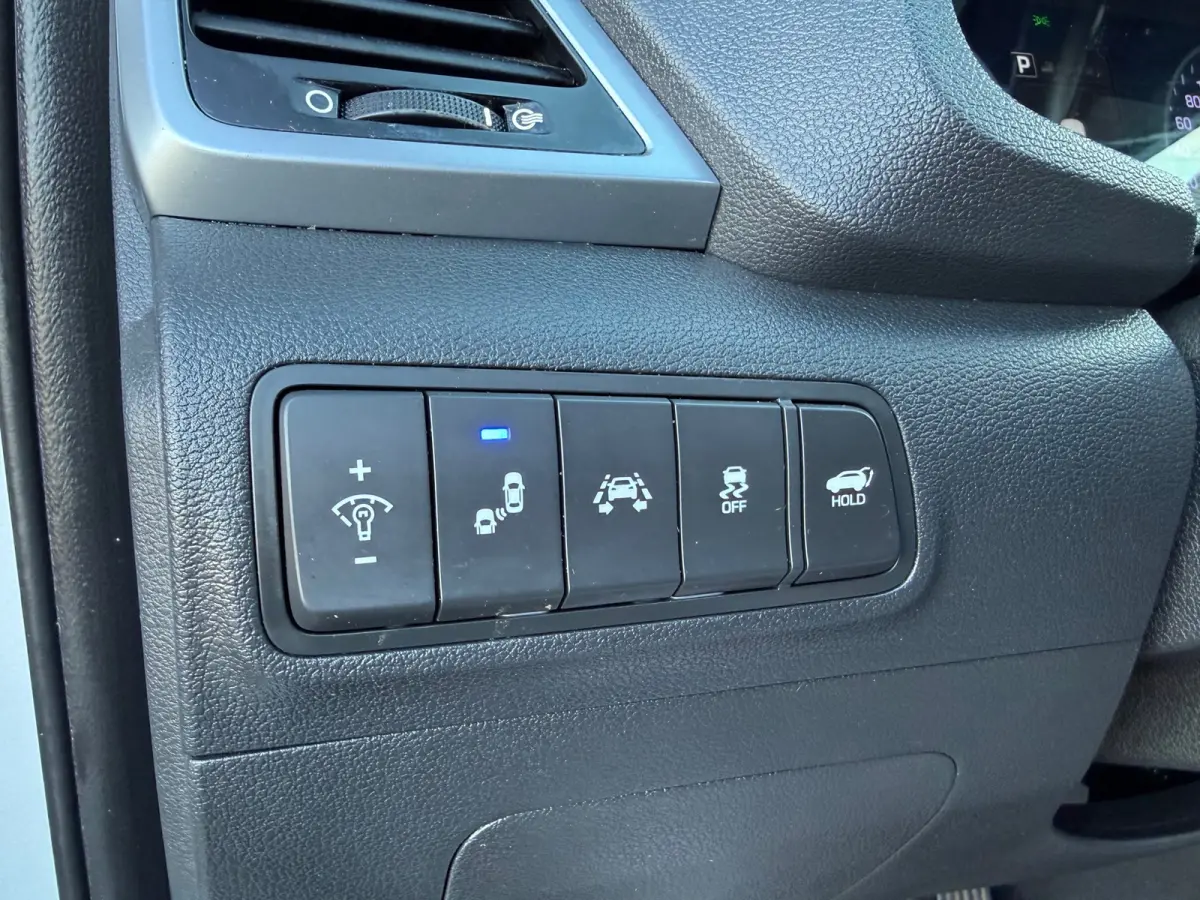 1.6 T-GDi Premium 4WD - Automaat - Pano/schuifdak - Leder - Navi - Winterpakket