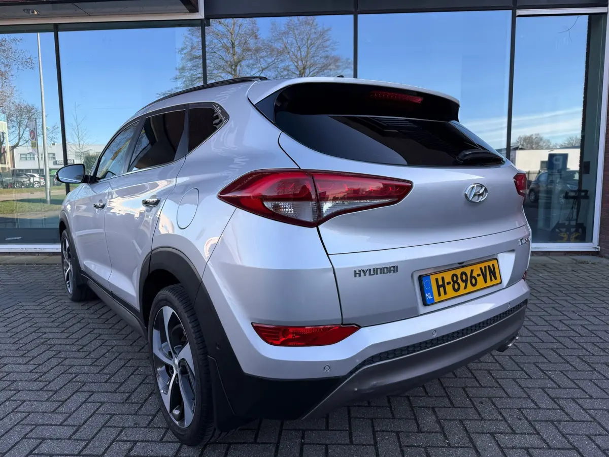 1.6 T-GDi Premium 4WD - Automaat - Pano/schuifdak - Leder - Navi - Winterpakket