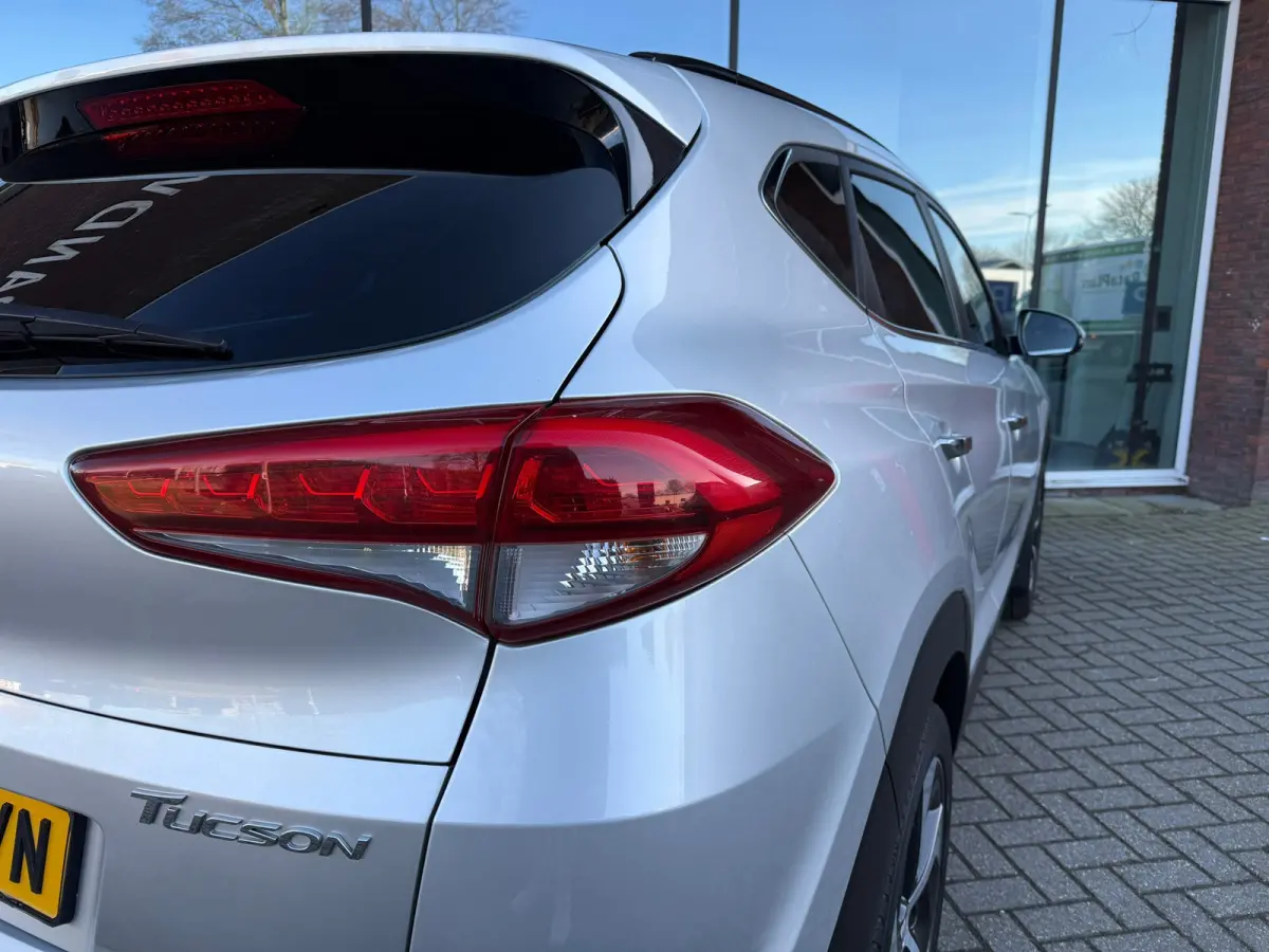 1.6 T-GDi Premium 4WD - Automaat - Pano/schuifdak - Leder - Navi - Winterpakket