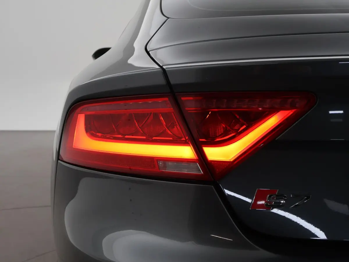 4.0 TFSI A7 420 PK QUATTRO PRO LINE PLUS + LEDER EXCLUSIEF | STANDKACHEL | STOELVERW. V+A | 20 INCH