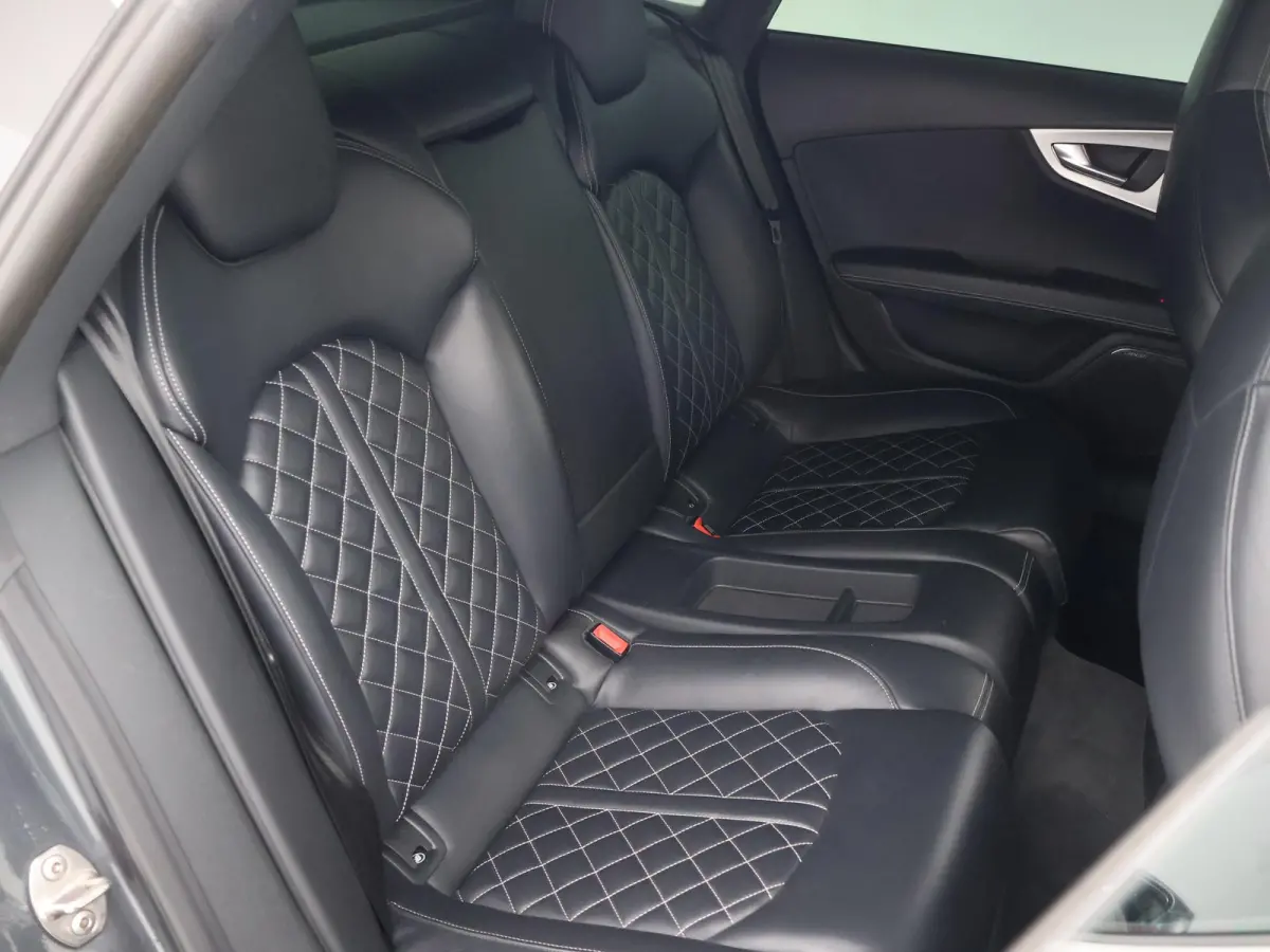 4.0 TFSI A7 420 PK QUATTRO PRO LINE PLUS + LEDER EXCLUSIEF | STANDKACHEL | STOELVERW. V+A | 20 INCH