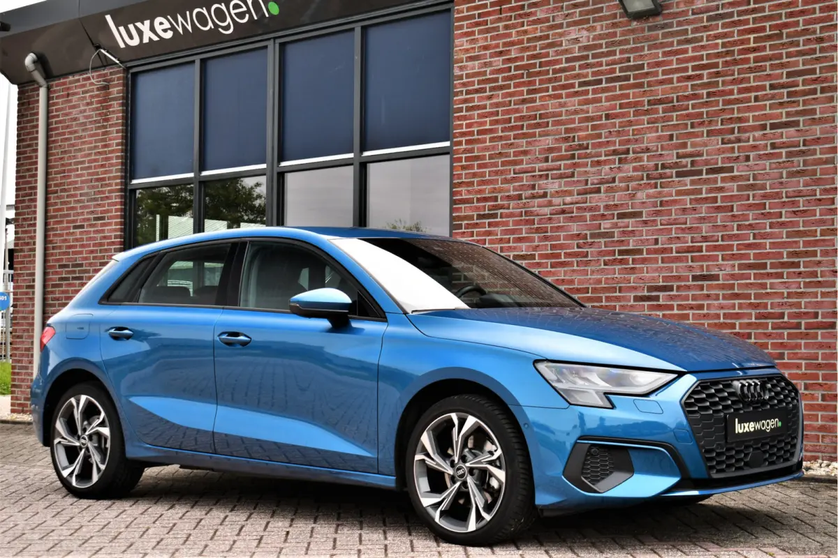 40 TFSI e 29dkm | Atollblau | S-zetels | El-klep