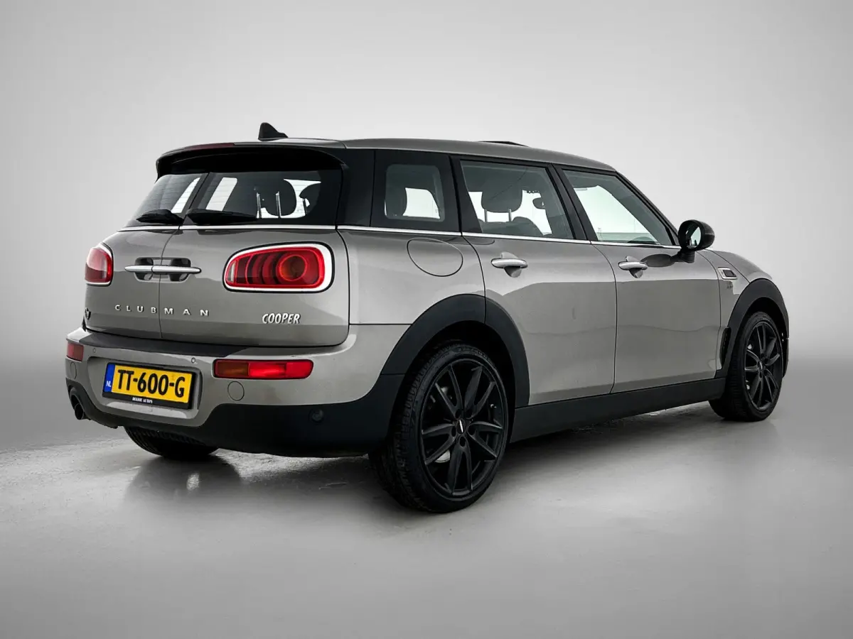 Mini 1.5 One Business Edition / Airco-ecc / Navigatie / Panorama schuifdak / Leder / Cruise-ctr. / Apk 10-2026