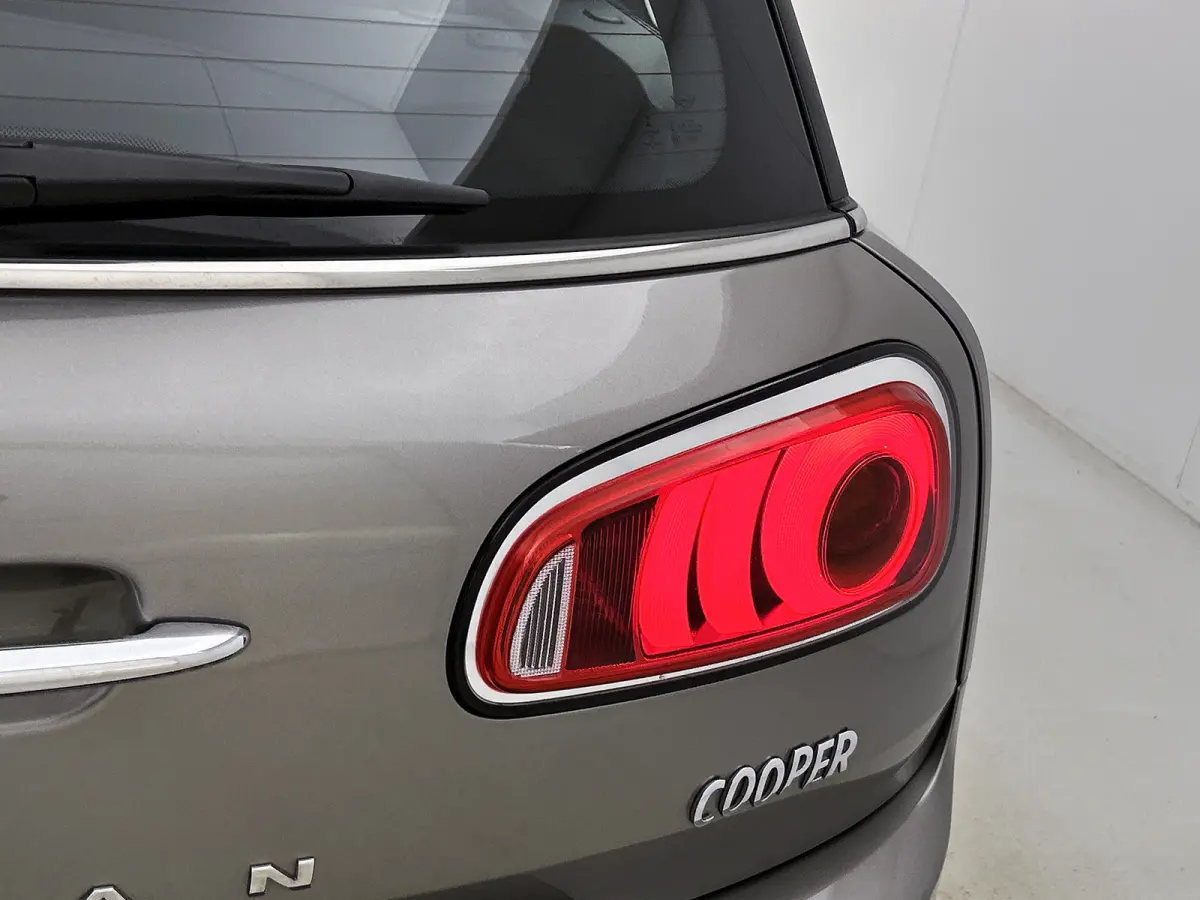Mini 1.5 One Business Edition / Airco-ecc / Navigatie / Panorama schuifdak / Leder / Cruise-ctr. / Apk 10-2026