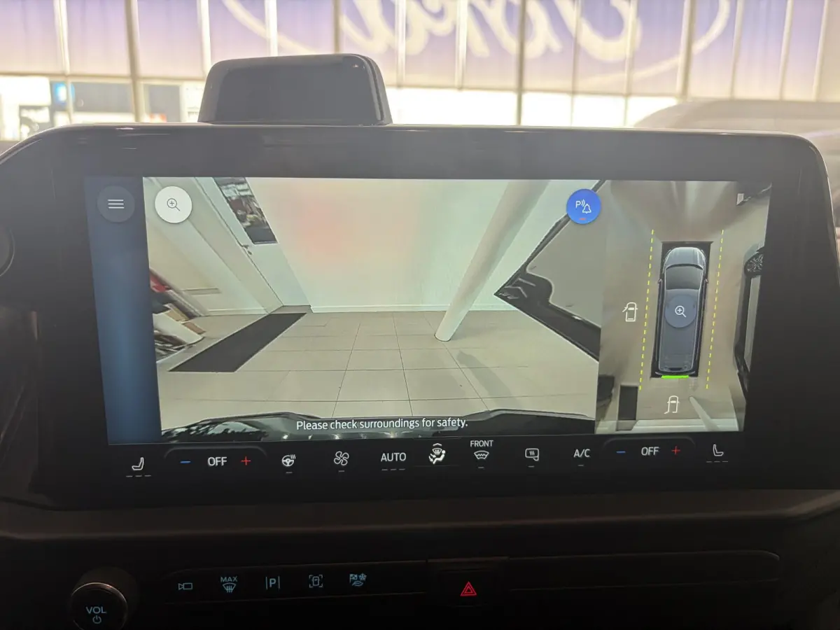 E-Transit MS-RT | | NIEUW TE BESTELLEN!! |  INKLAPBARE TREKHAAK | 360 CAMERA | CARPLAY | NAVI | CENTRALE DUBBELE VERGRENDELING | ADAPTIVE LED KOPLAMPEN |