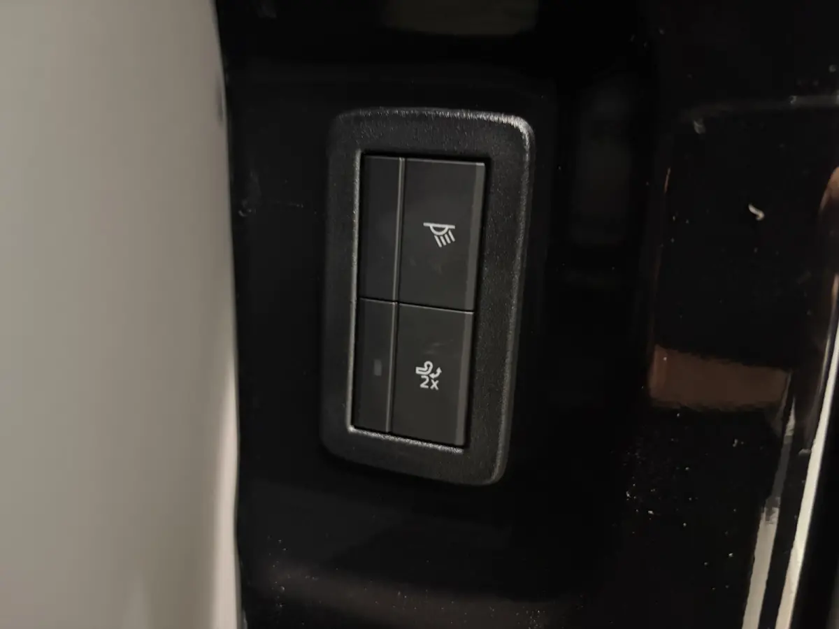 E-Transit MS-RT | | NIEUW TE BESTELLEN!! |  INKLAPBARE TREKHAAK | 360 CAMERA | CARPLAY | NAVI | CENTRALE DUBBELE VERGRENDELING | ADAPTIVE LED KOPLAMPEN |