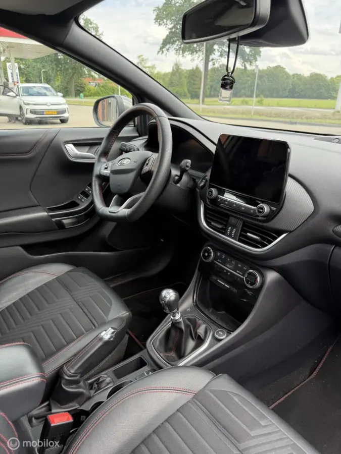 1.0 EcoBoost Hyb 155pk ST-Line X pano winterpakket