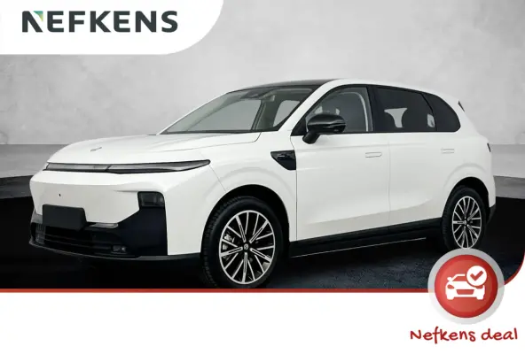 Design EV 18.8 kWh | Panoramadak | Camera | Navigatie | Carplay | Elektrische Stoelen | Stoel verwarming/ ventilatie | Stuurverwarming | Elektrische achterklep