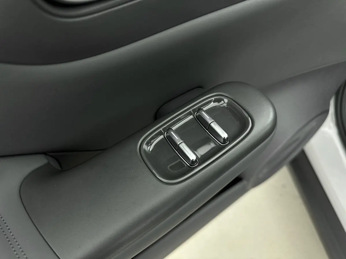 Design EV 18.8 kWh | Panoramadak | Camera | | Stoelventilatie Stoel/Stuur Verwarming | Navigatie | Carplay | Elektrische achterklep