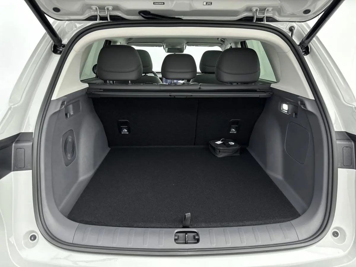 Design EV 18.8 kWh | Panoramadak | Camera | | Stoelventilatie Stoel/Stuur Verwarming | Navigatie | Carplay | Elektrische achterklep