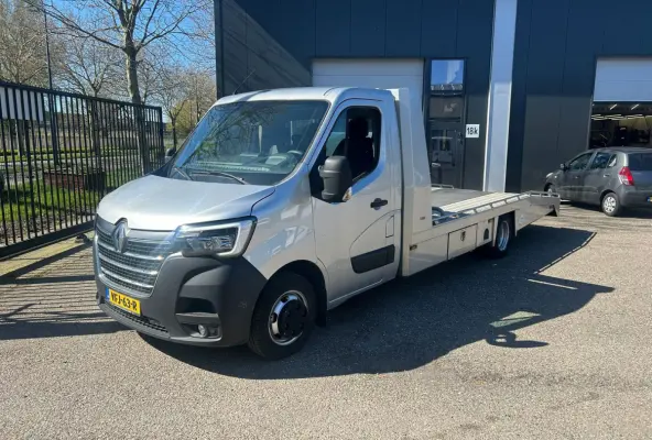 T35 2.3 dCi 165 L4 DL tijhof oprijwagen