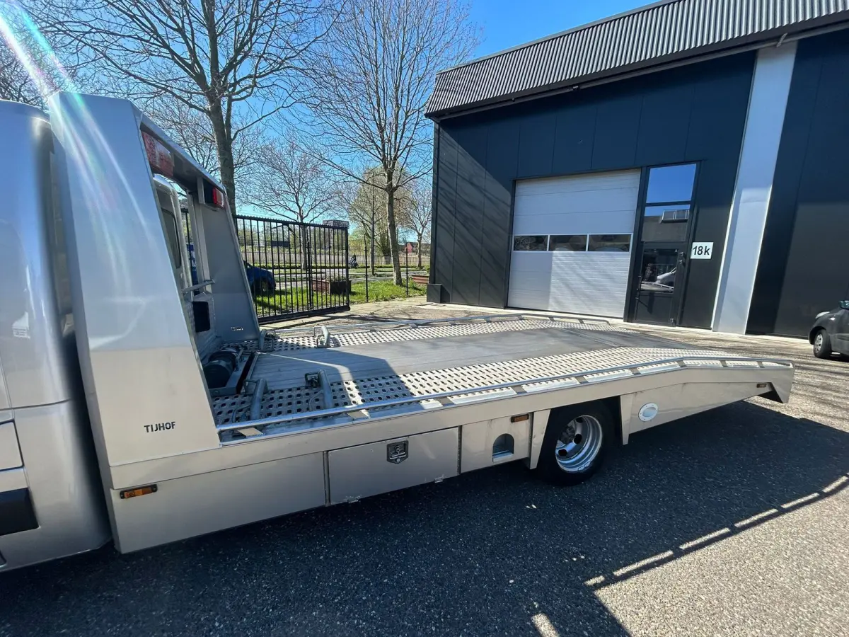 T35 2.3 dCi 165 L4 DL tijhof oprijwagen