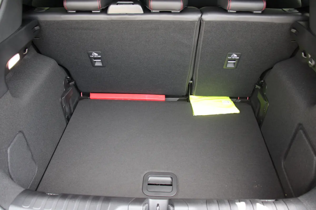 1.0EB ST-Line X | DEMO DEAL! | DIRECT RIJDEN! | NL-AUTO! | 1E EIGENAAR! | CAMERA | CRUISE | WINTERPACK | DEALER OH! | ELEKTR. KOFFERBAK