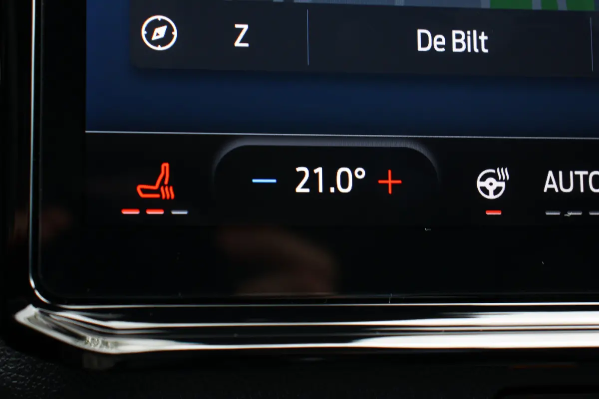 1.0EB ST-Line X | DEMO DEAL! | DIRECT RIJDEN! | NL-AUTO! | 1E EIGENAAR! | CAMERA | CRUISE | WINTERPACK | DEALER OH! | ELEKTR. KOFFERBAK