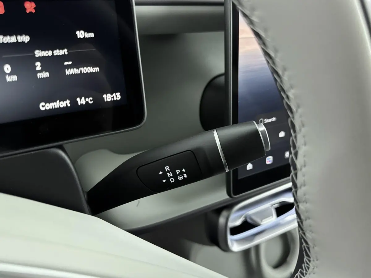 Design ProMax 67.1 kWh | Panoramadak | 360 Graden Camera | Stoel/stuur Verwarming | Elektrische achterklep
