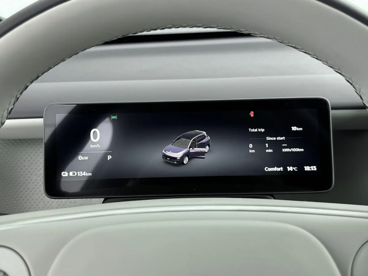 Design ProMax 67.1 kWh | Panoramadak | 360 Graden Camera | Stoel/stuur Verwarming | Elektrische achterklep