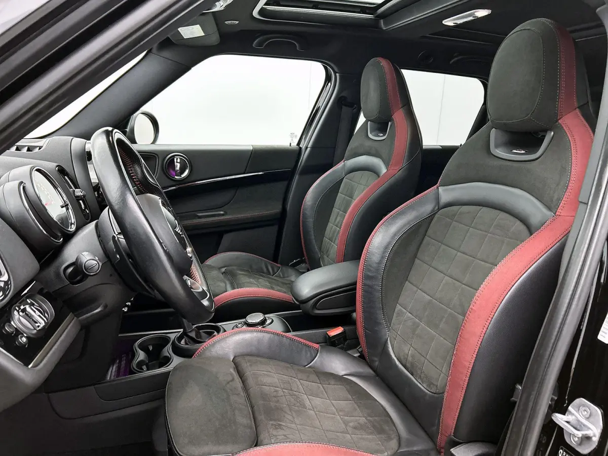 2.0 John Cooper Works ALL4 Chili | PANORAMADAK | HEAD-UP | HARMAN KARDON | ACHTERUITRIJCAMERA | STOELVERWARMING | CLIMATE CONTROL |