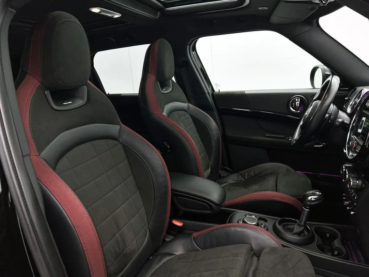 2.0 John Cooper Works ALL4 Chili | PANORAMADAK | HEAD-UP | HARMAN KARDON | ACHTERUITRIJCAMERA | STOELVERWARMING | CLIMATE CONTROL |